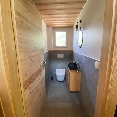 Alpesi faház Modern With Garden *