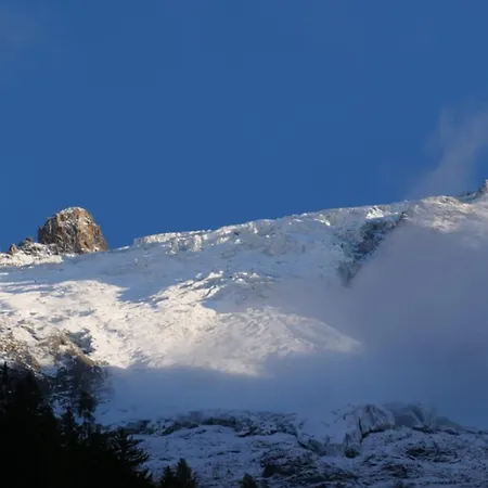 Modern With Garden Шале Шамони