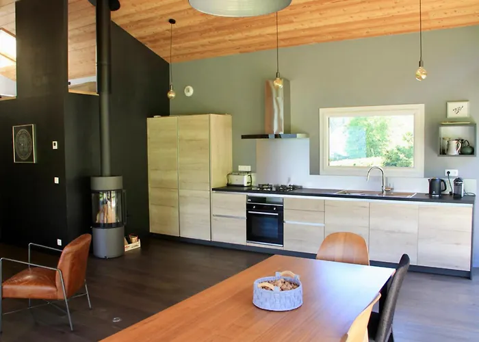 Modern With Garden Chalet *