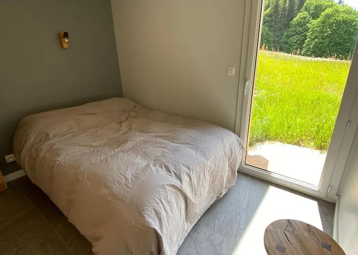 Modern With Garden Chalet